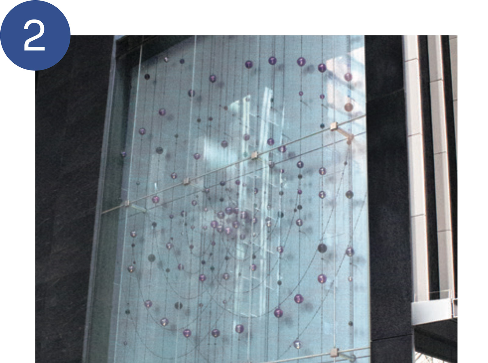 黒い鏡面の瞑想